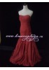 Длинное вечернее красное платье с цветком
